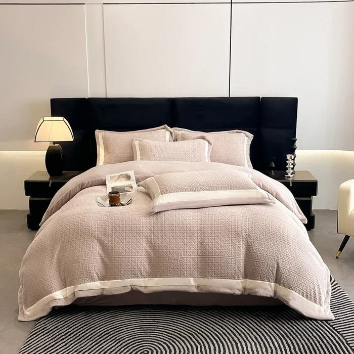 Light luxury high-end winter thickened carved milk fleece four-piece set coral fleece double-sided bed sheet quilt cover fleece