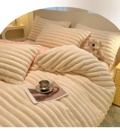 200x230cm Solid Color Plush Four Piece Set Winter Warm Comfortable Milk Velvet Quilt Cover Dormitory Bed Sheets and Pillowcases
